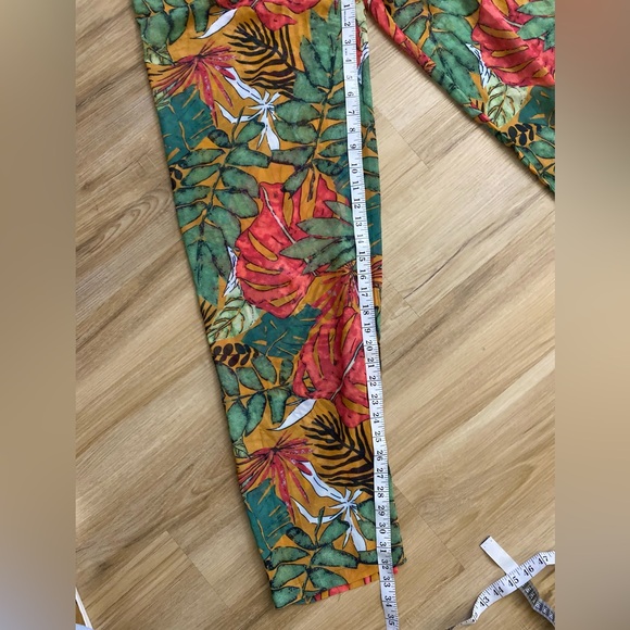❤️❤️NWT PrettyLittleThing Wide Leg Multicolor Palm Leaf Tropical Swim Coverup - Picture 9 of 11